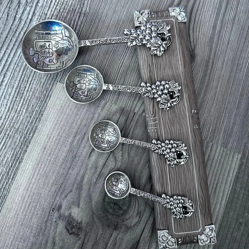 grape wine themed measuring spoons with rack